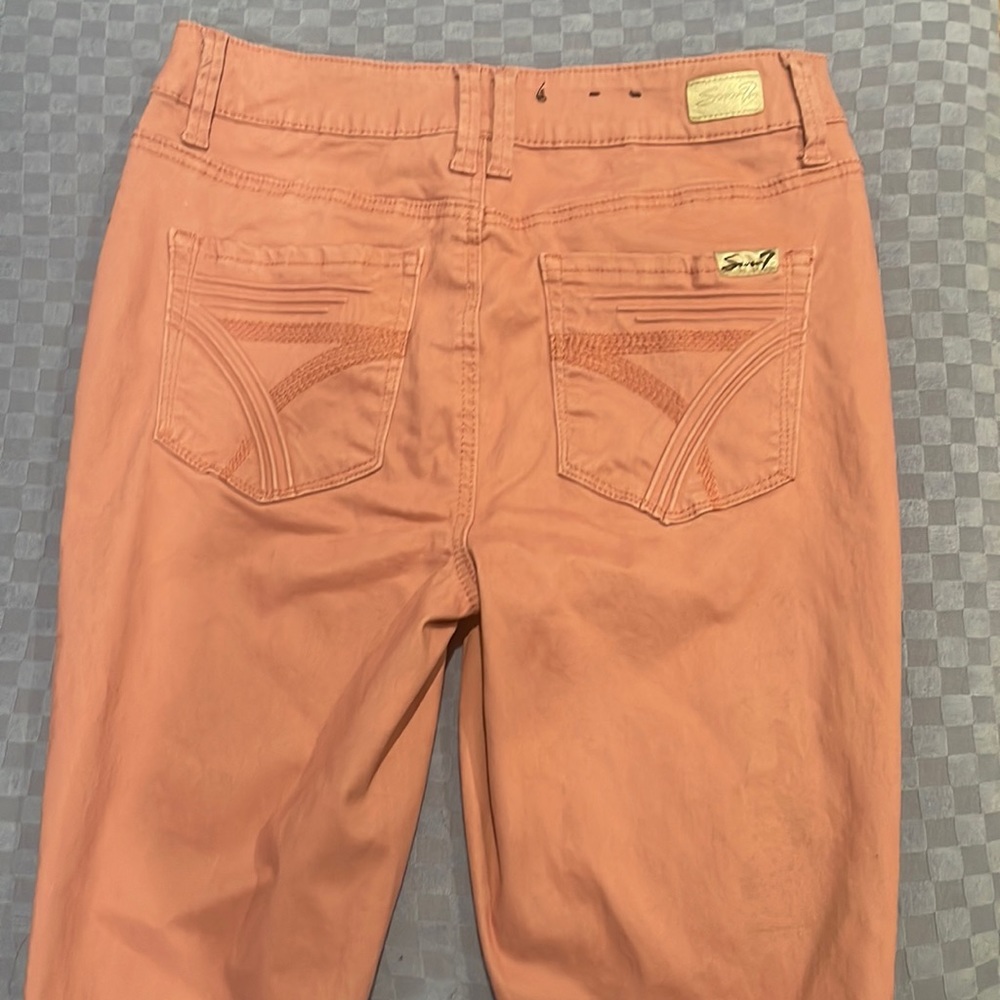 Pink skinny jeans size 6